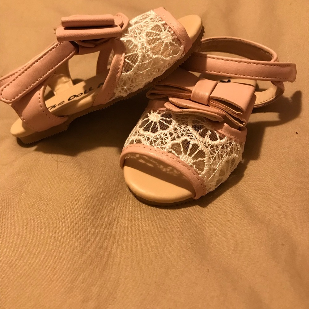 The doll maker size 5 little girl dress shoes
